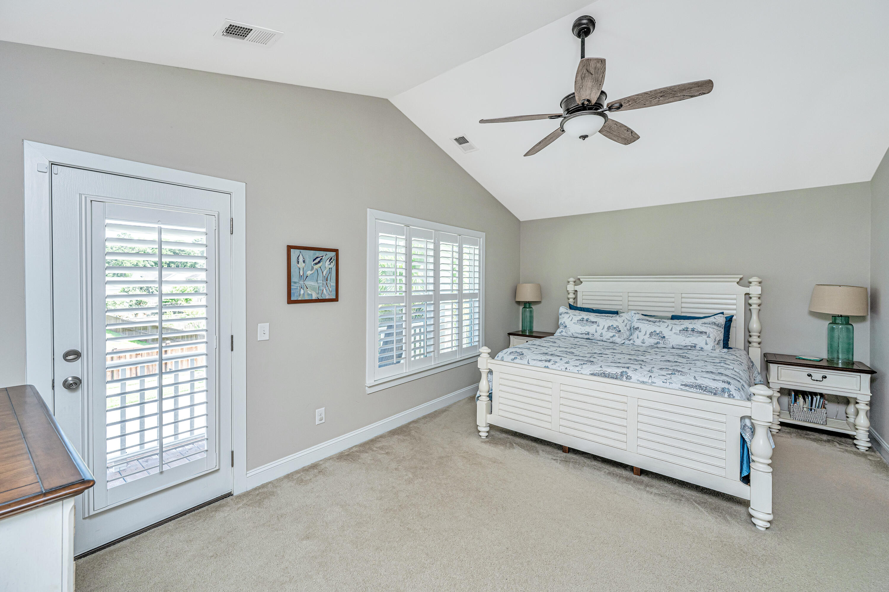 2851 Moonbeam Drive