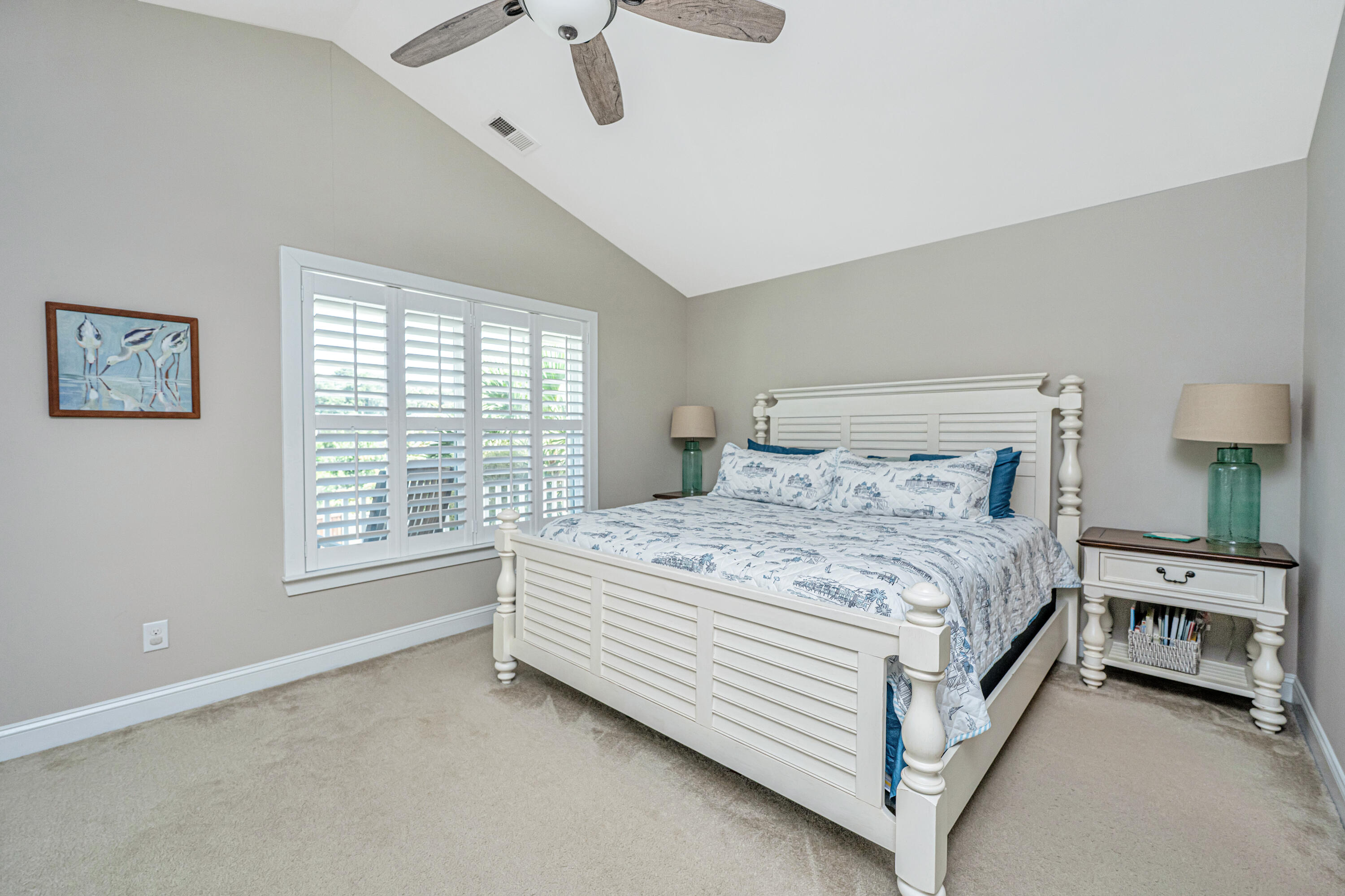 2851 Moonbeam Drive