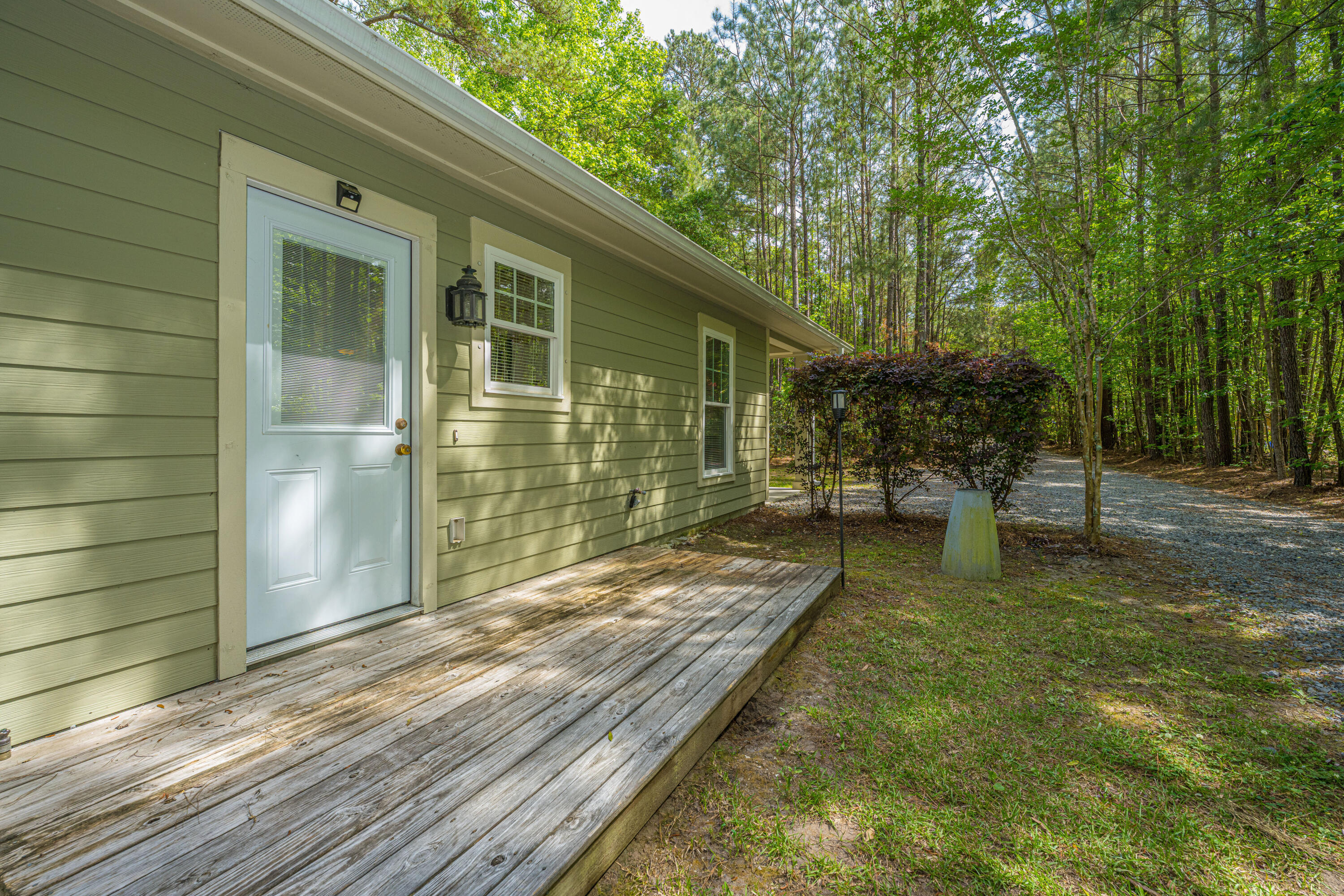 6037 Chisolm Road