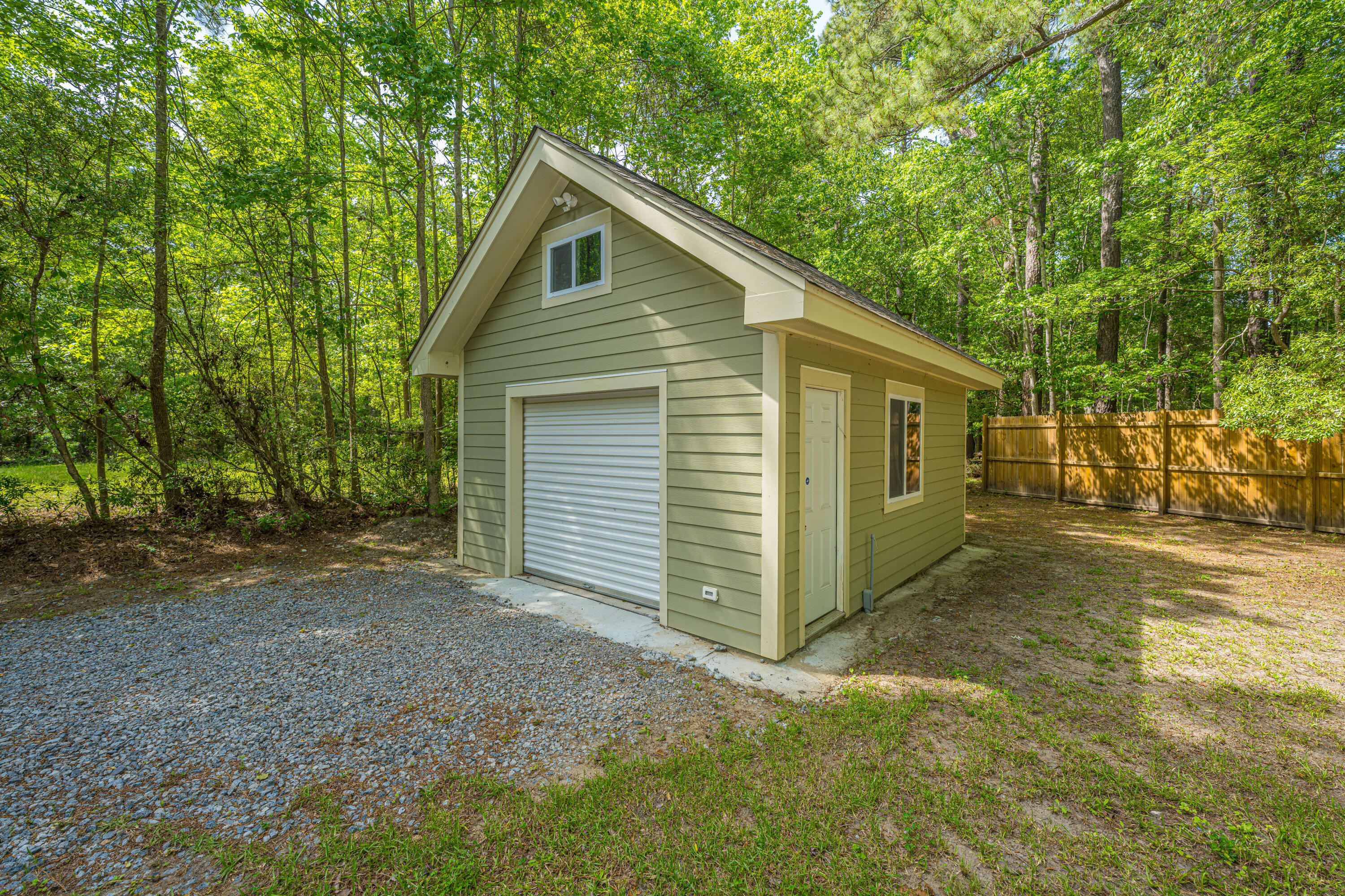 6037 Chisolm Road