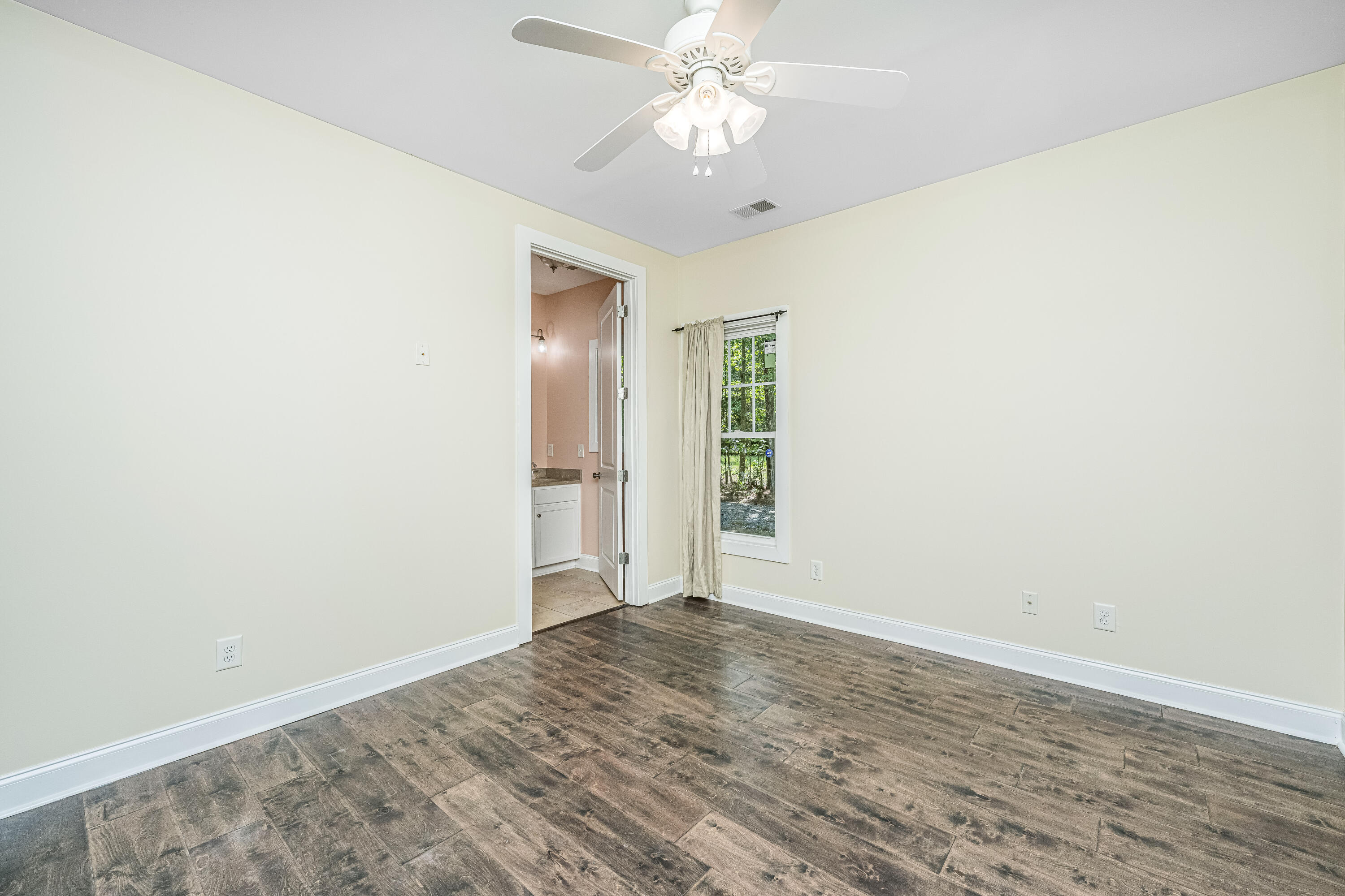 6037 Chisolm Road