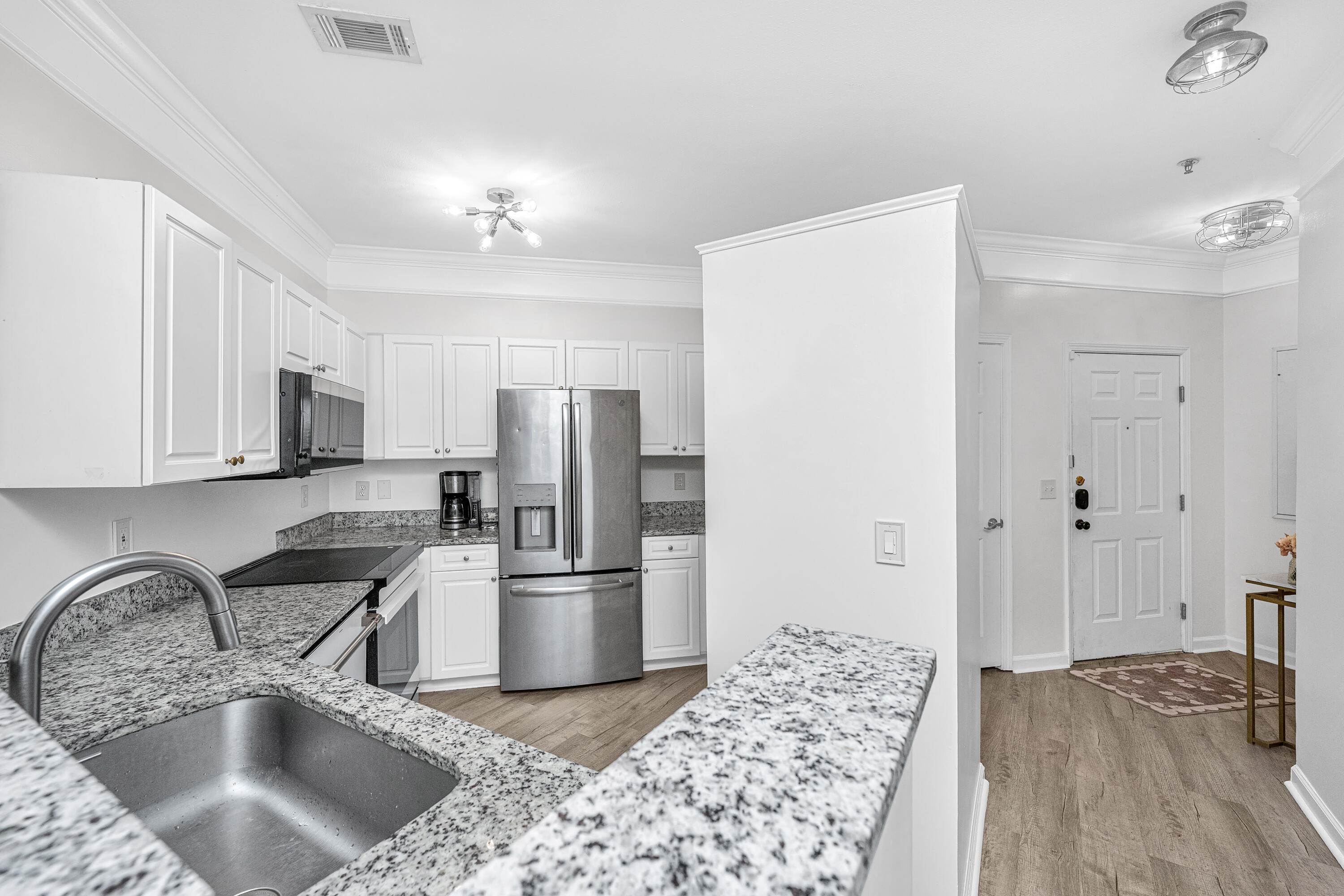 1216 Telfair Way