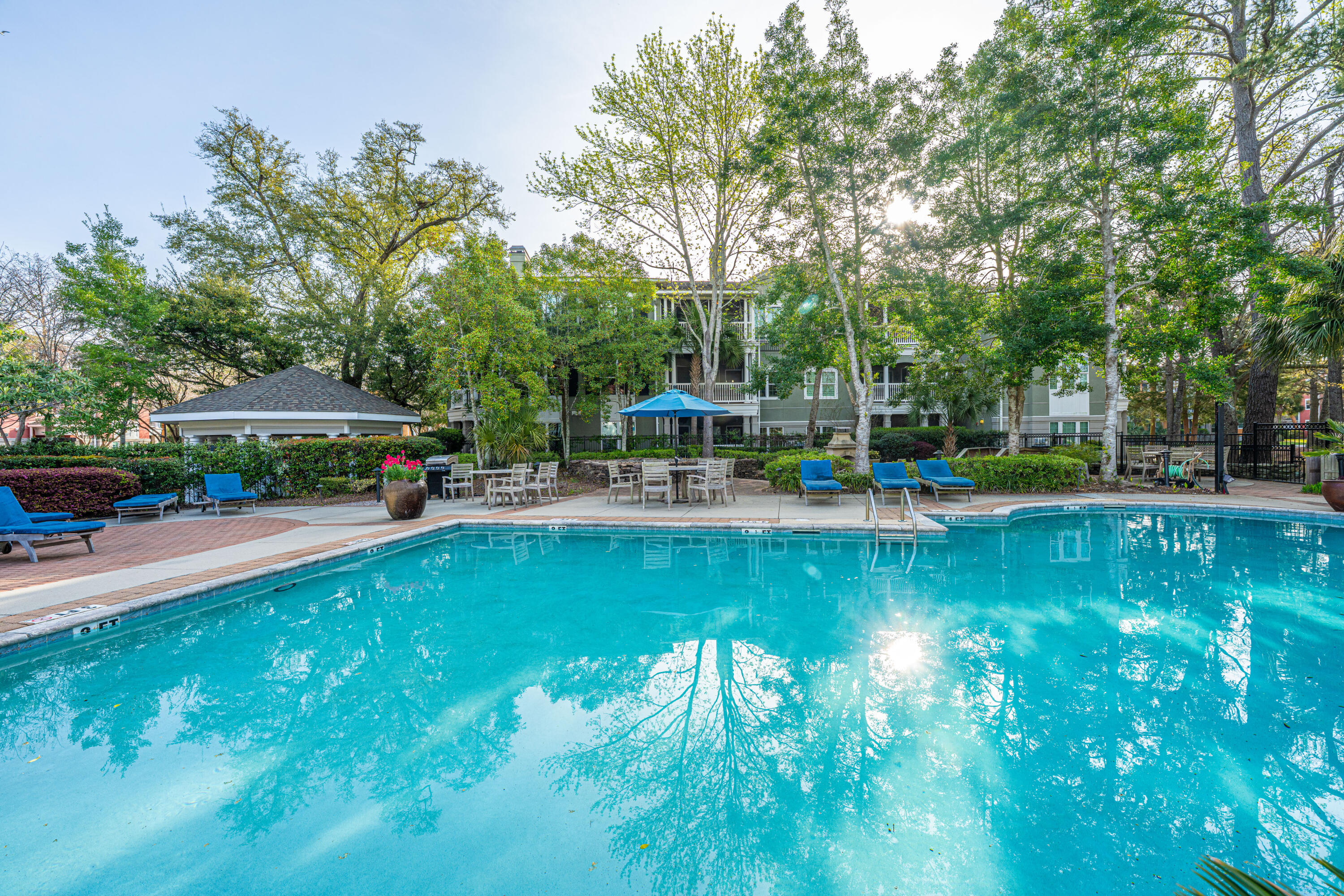 1216 Telfair Way