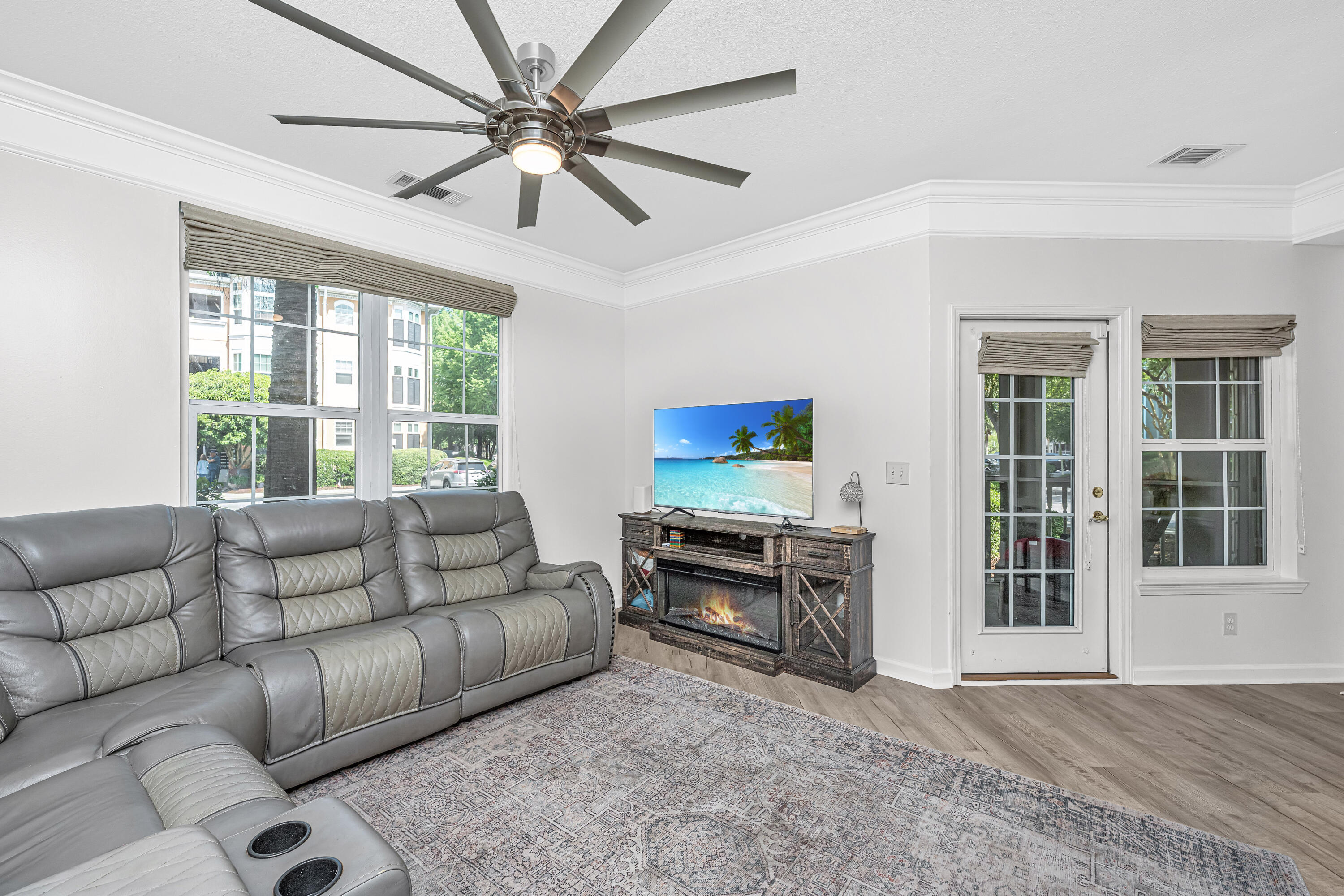 1216 Telfair Way
