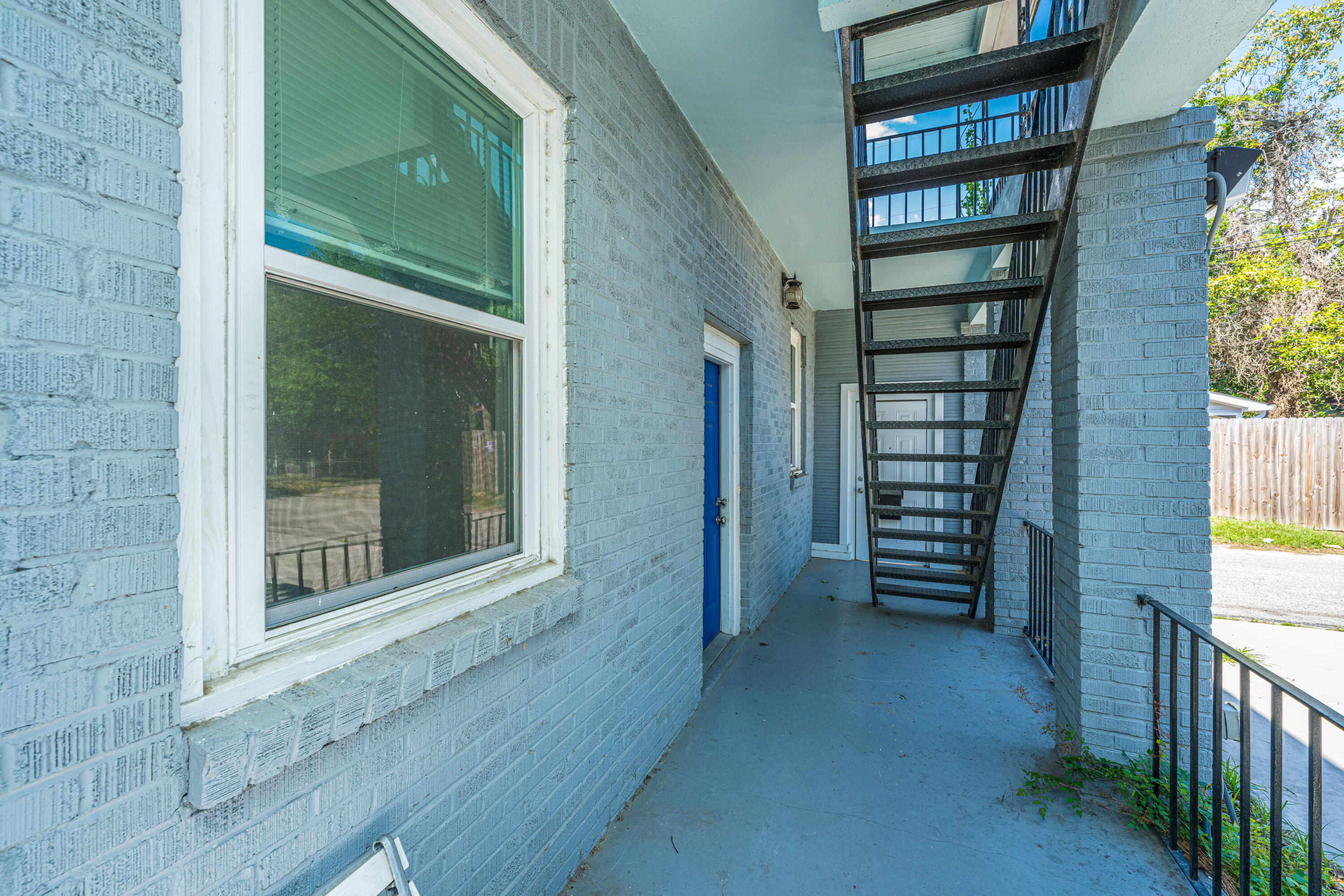 2001 Hugo Avenue # B Unit: A & B