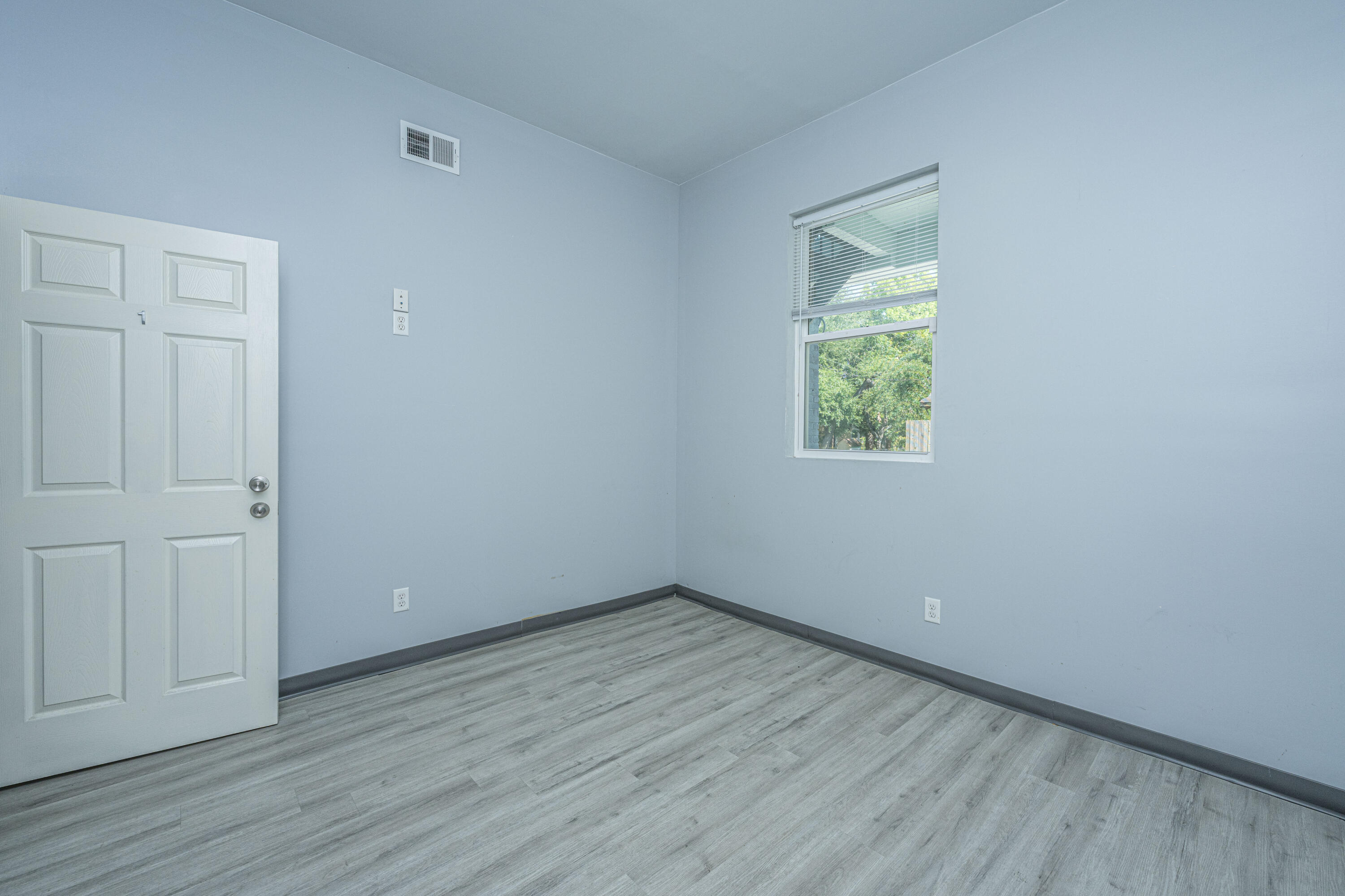2001 Hugo Avenue # B Unit: A & B