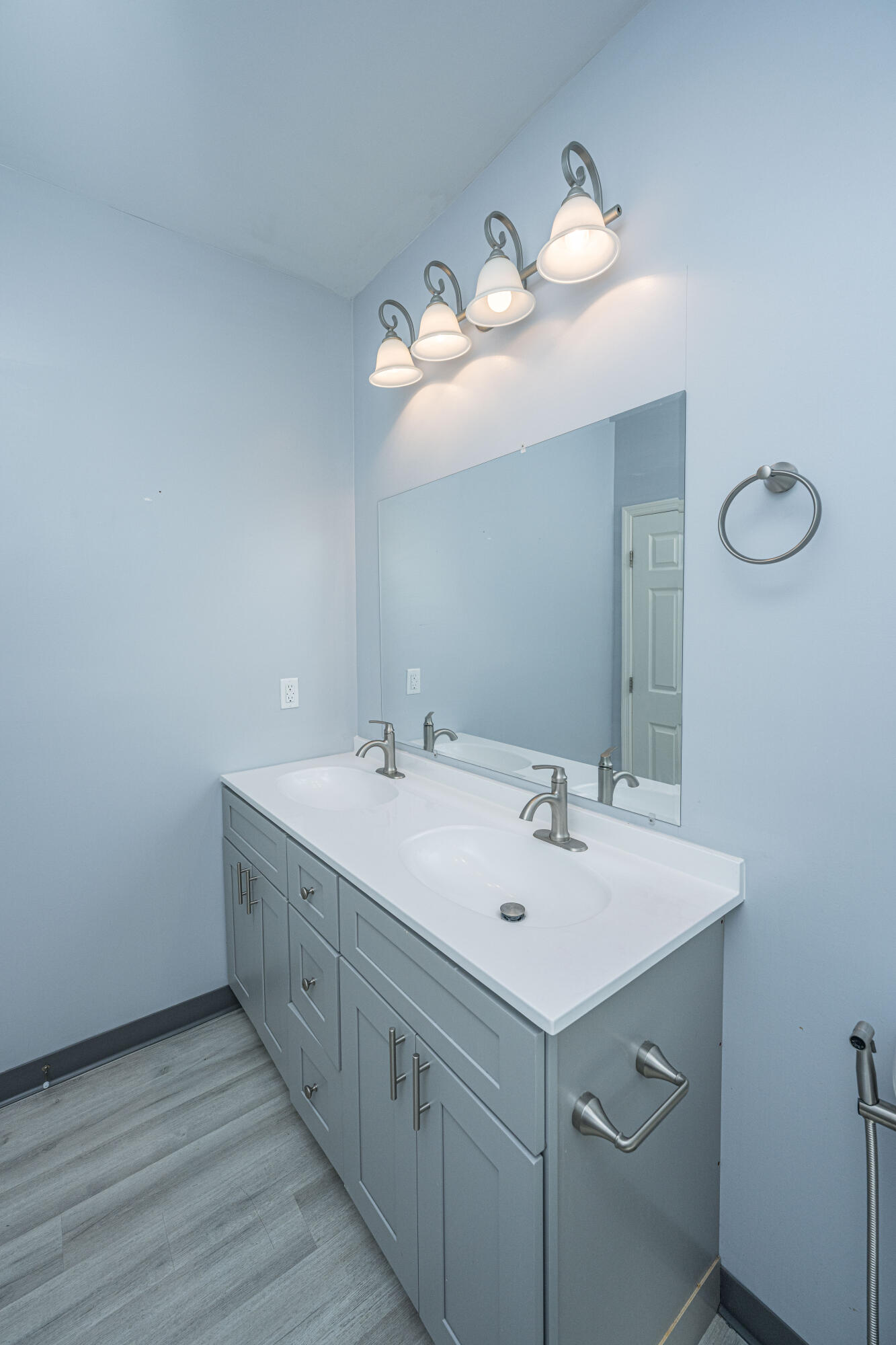 2001 Hugo Avenue # B Unit: A & B