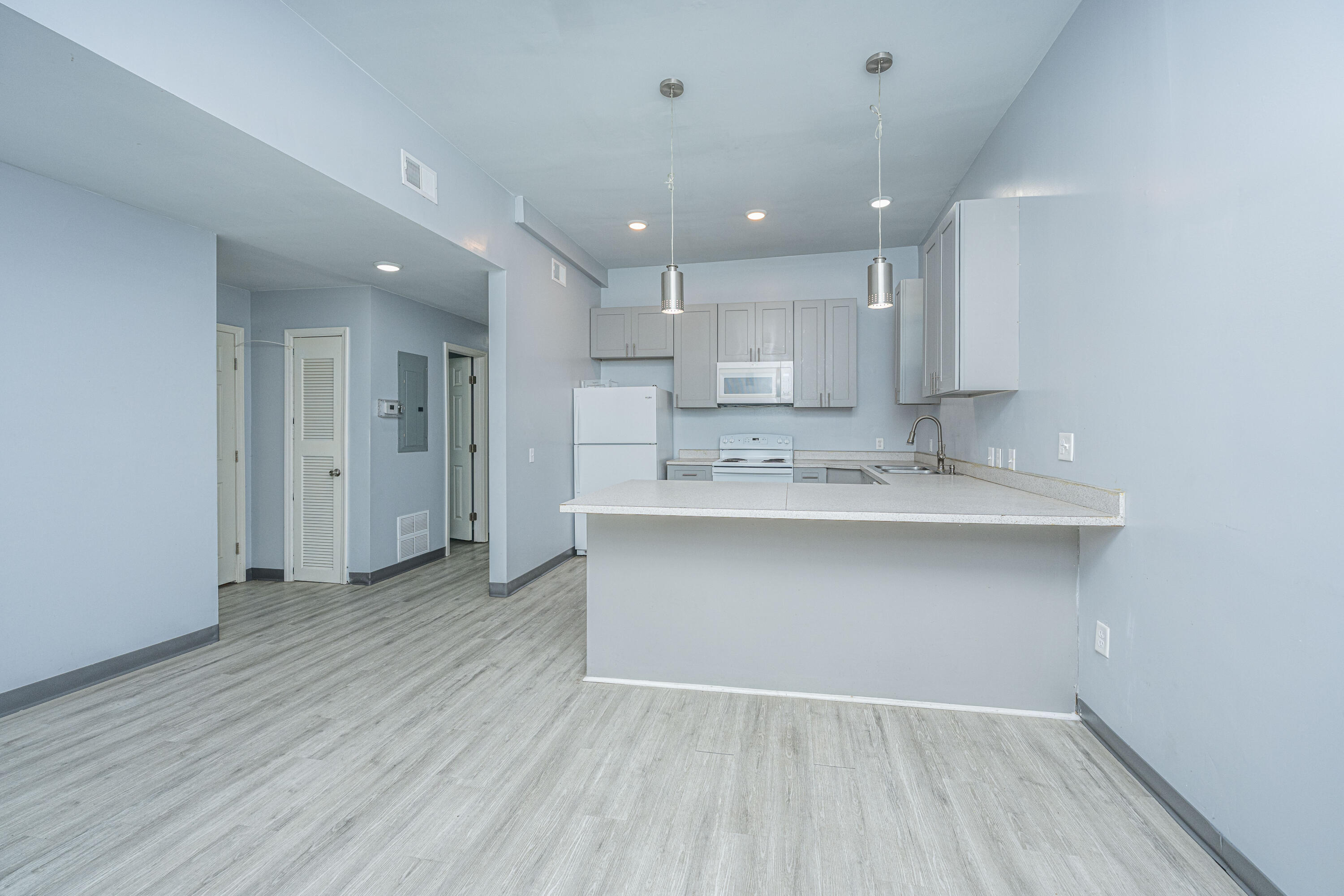 2001 Hugo Avenue # B Unit: A & B