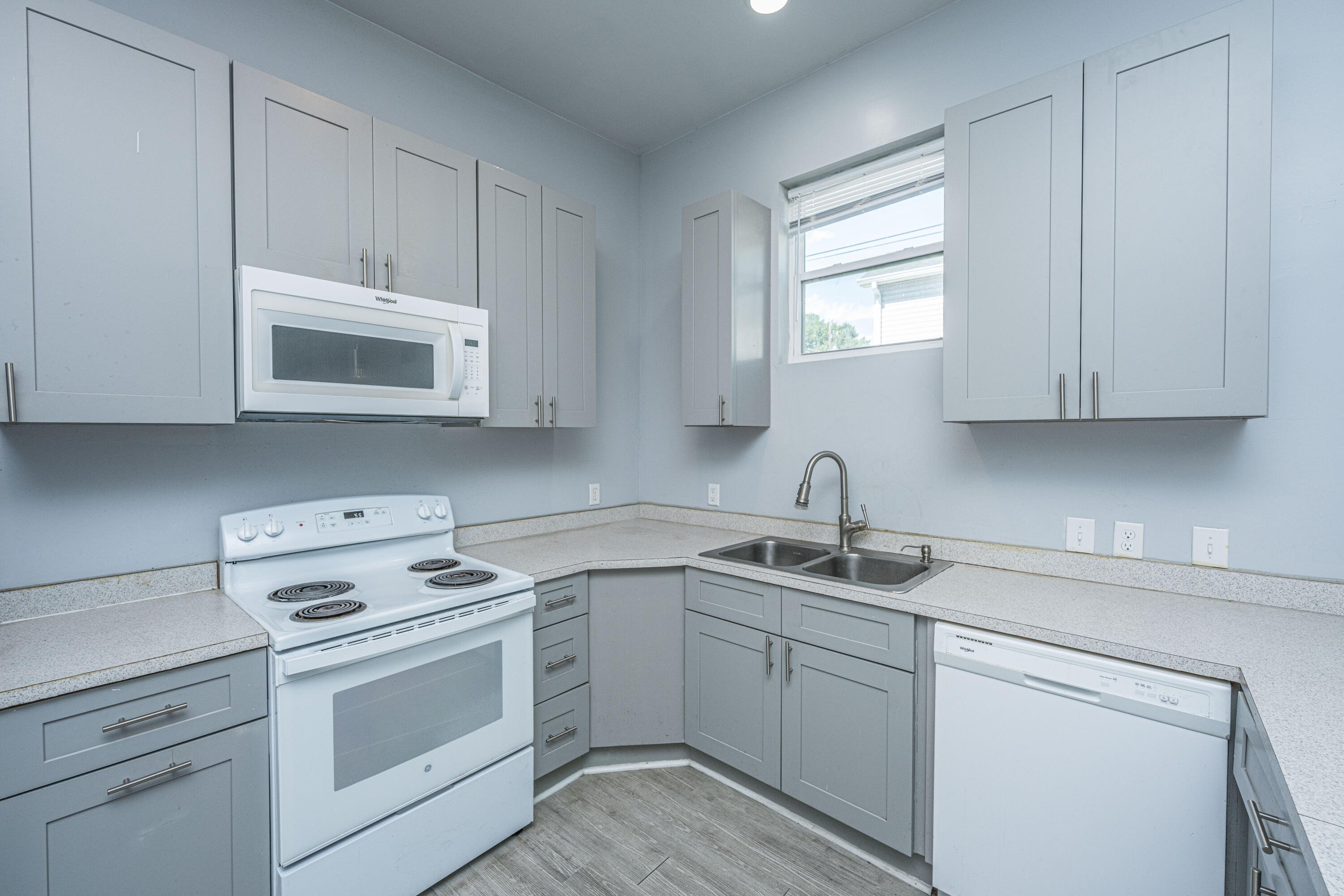 2001 Hugo Avenue # B Unit: A & B