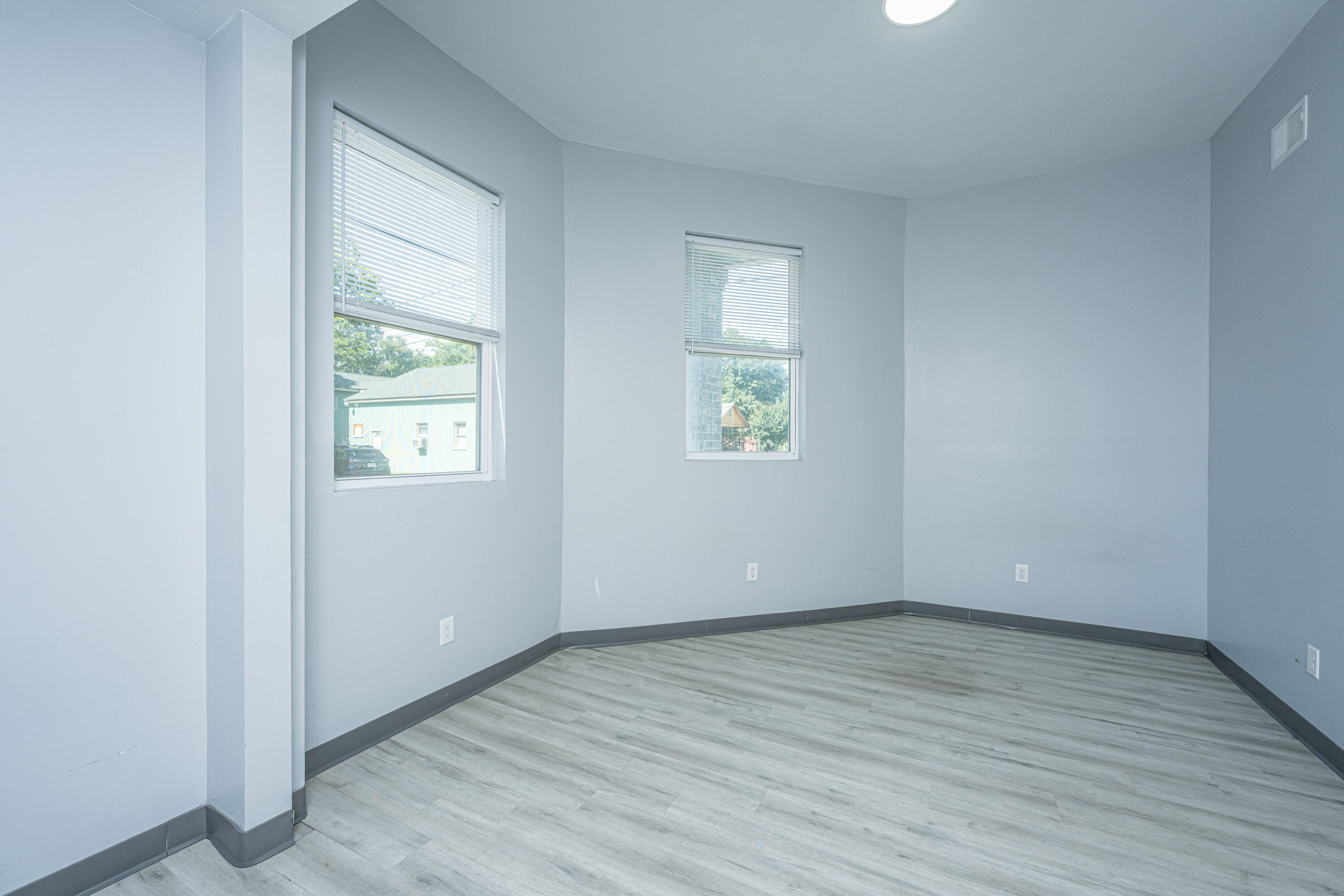 2001 Hugo Avenue # B Unit: A & B