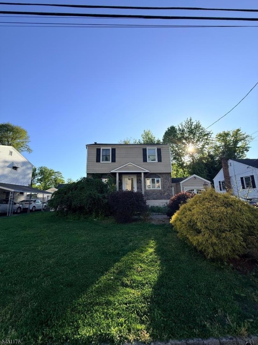 33 Park Dr
