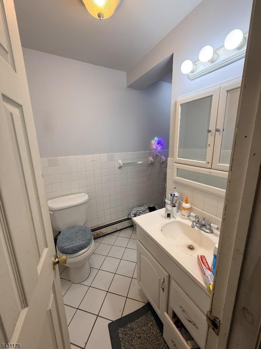 33 Park Dr