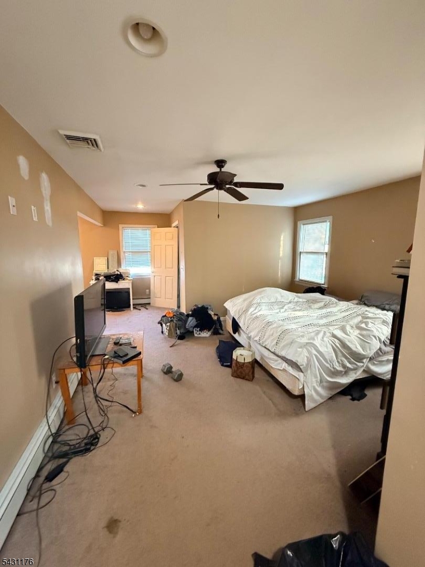 33 Park Dr