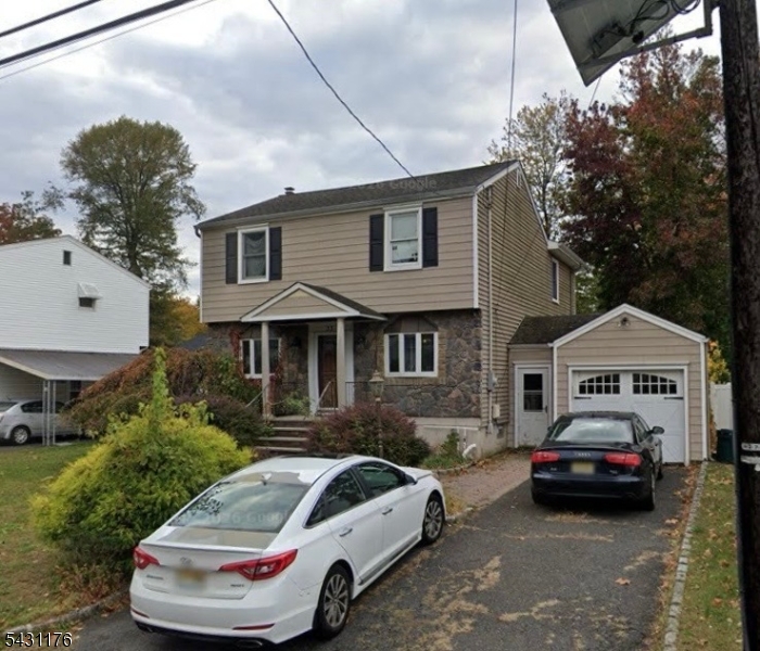 33 Park Dr