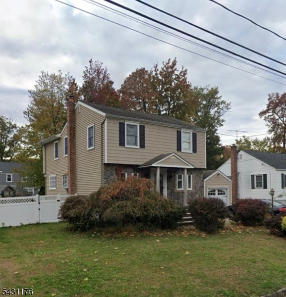 33 Park Dr