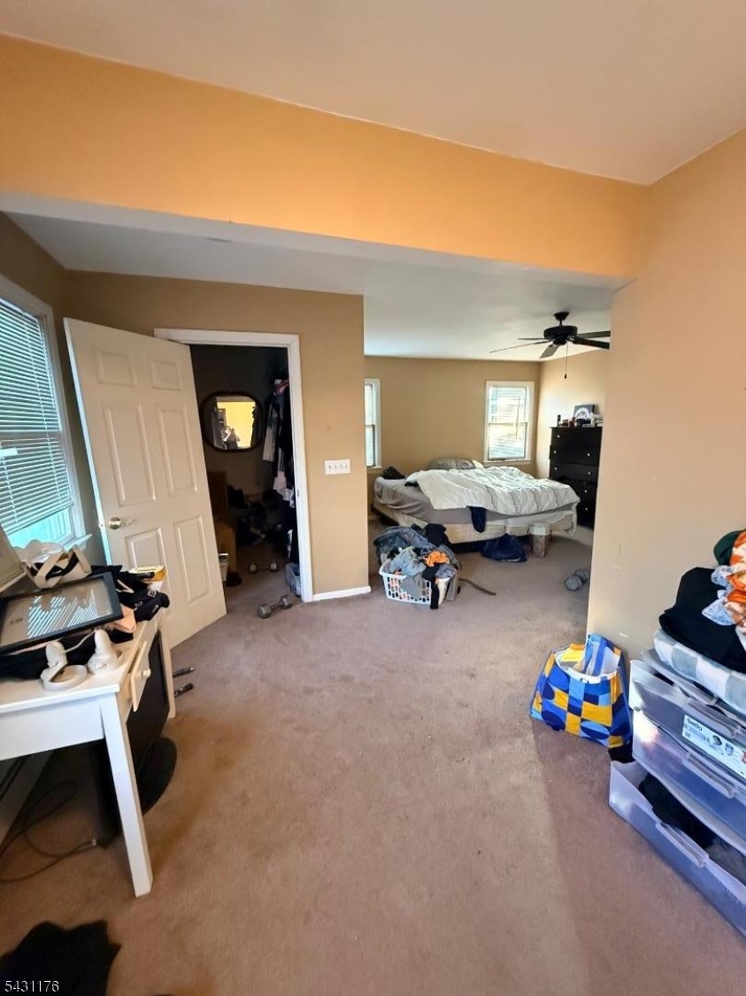 33 Park Dr