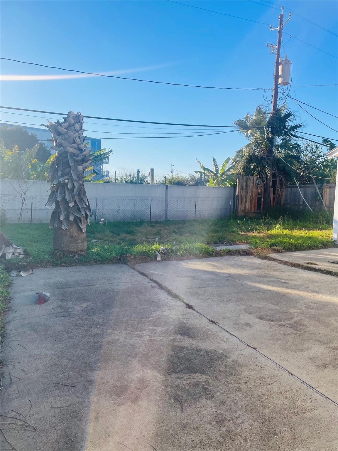 1221 Bayou Shore Drive