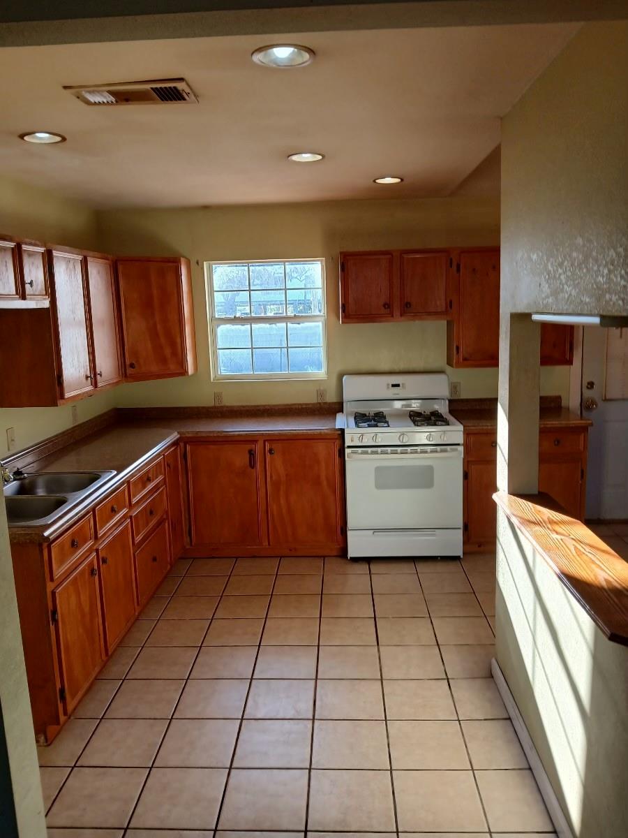 1221 Bayou Shore Drive