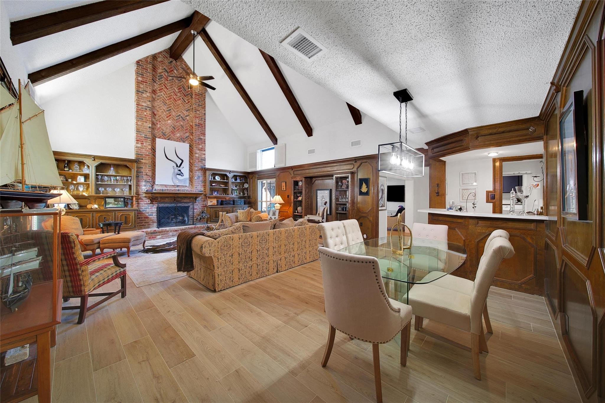 2902 Blue Lakes Lane