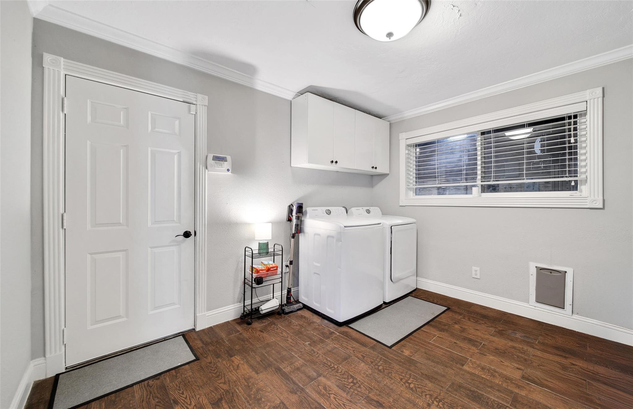 15605 Elwood Drive Drive