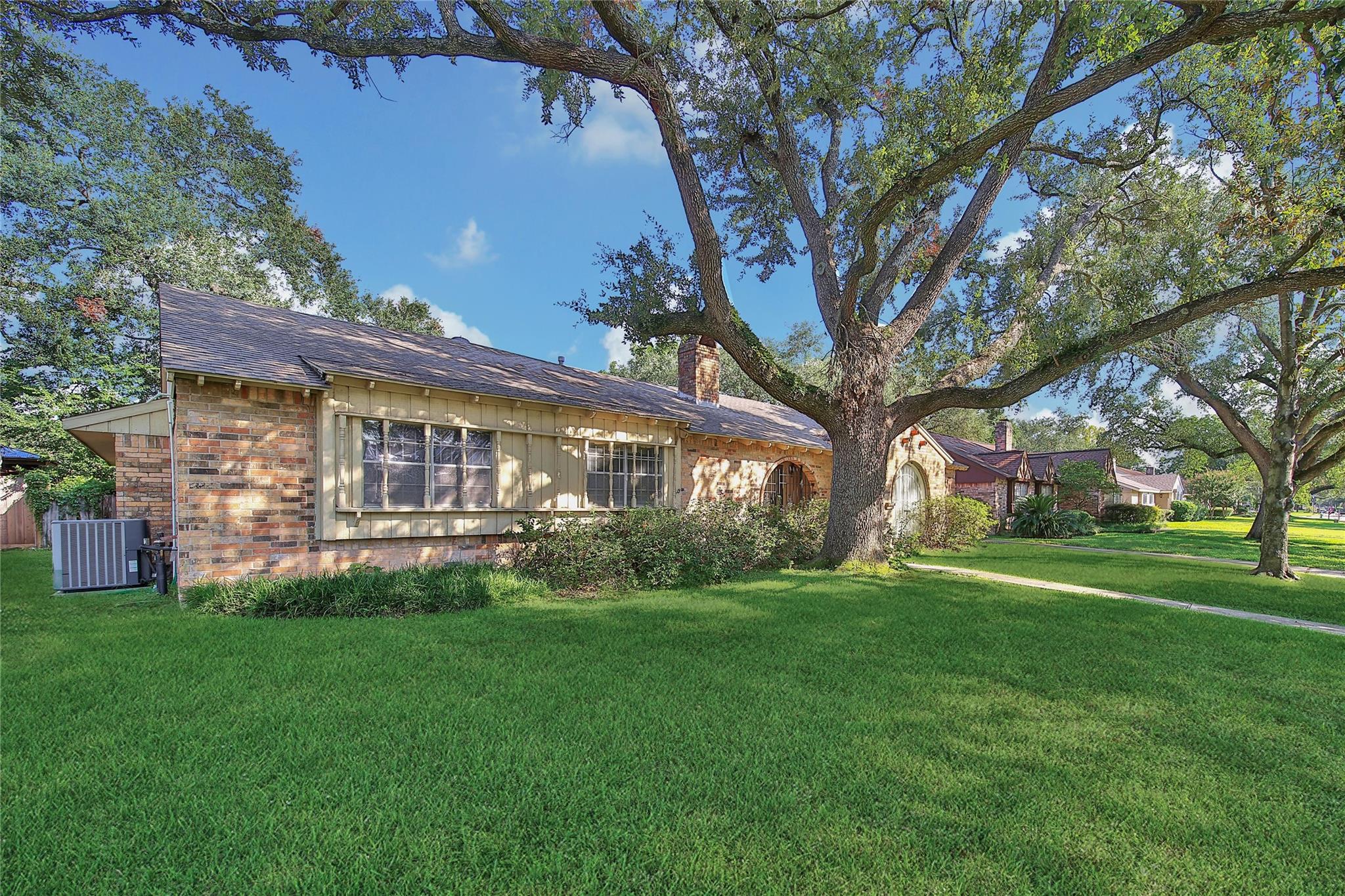 2115 Lexford Lane