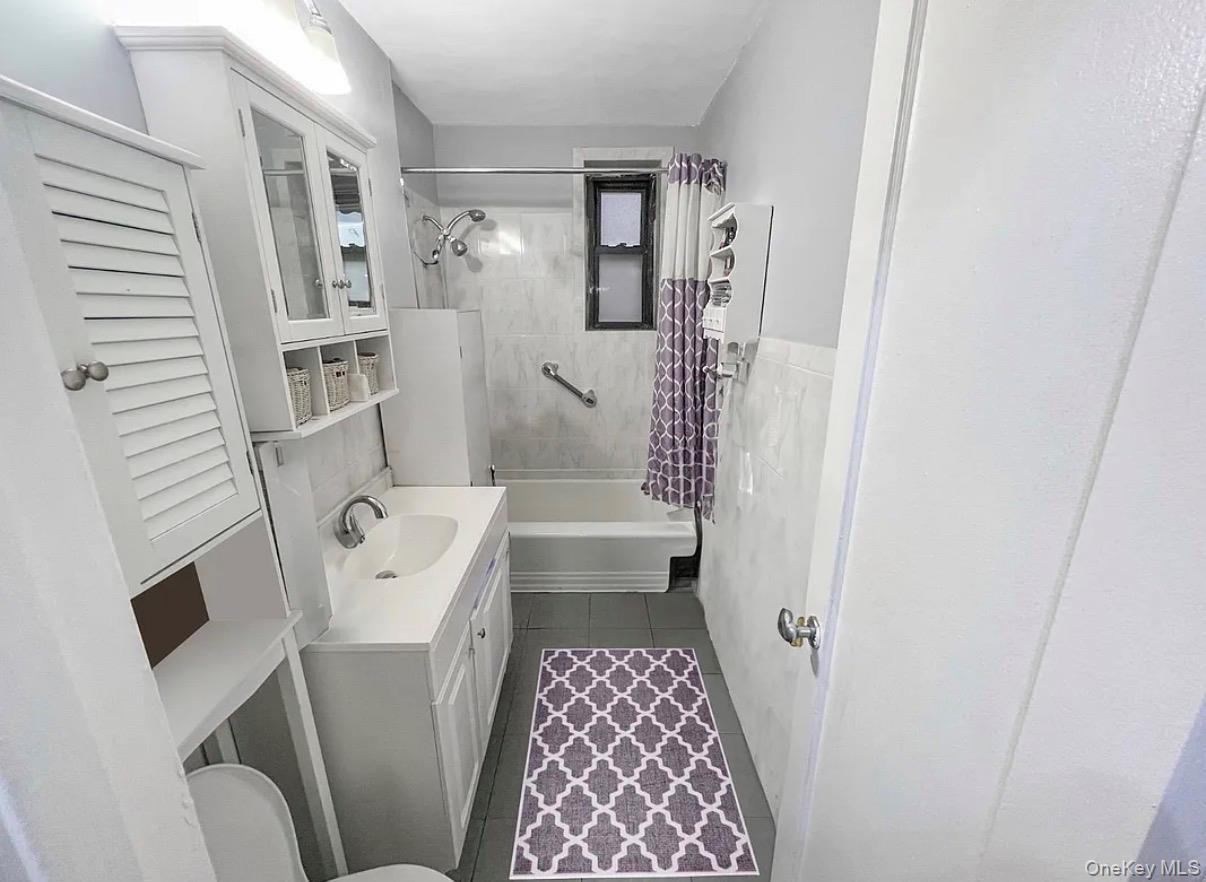 32-22 92nd Street Unit: D502