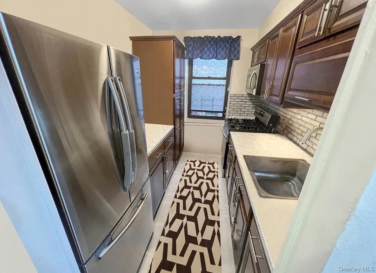 32-22 92nd Street Unit: D502