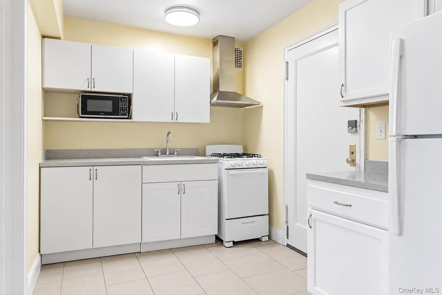 149-05 79th Avenue Unit: 615