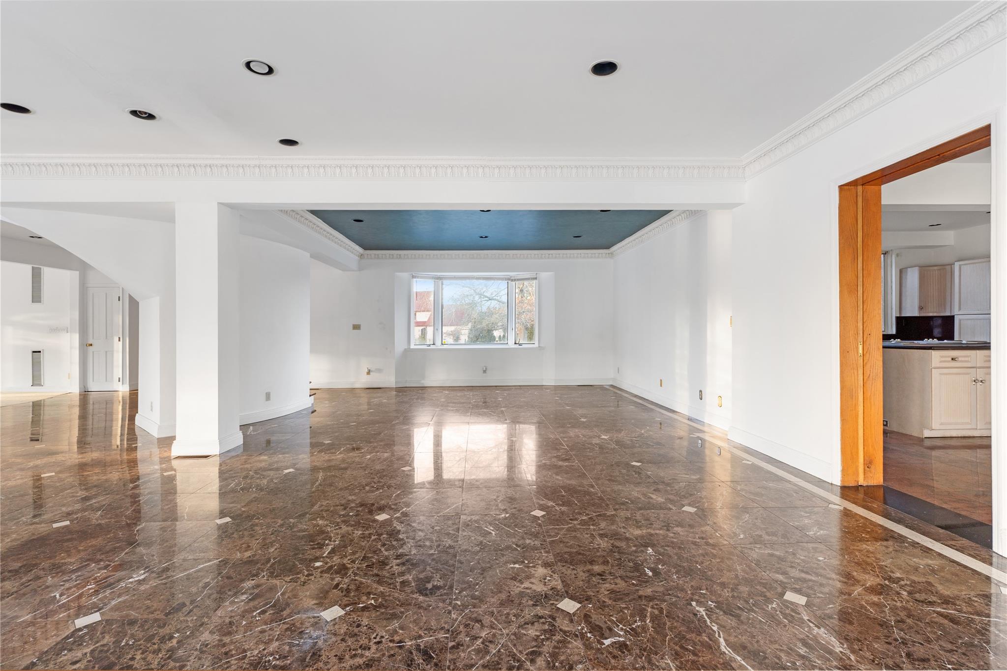 21 Overbrooke Lane