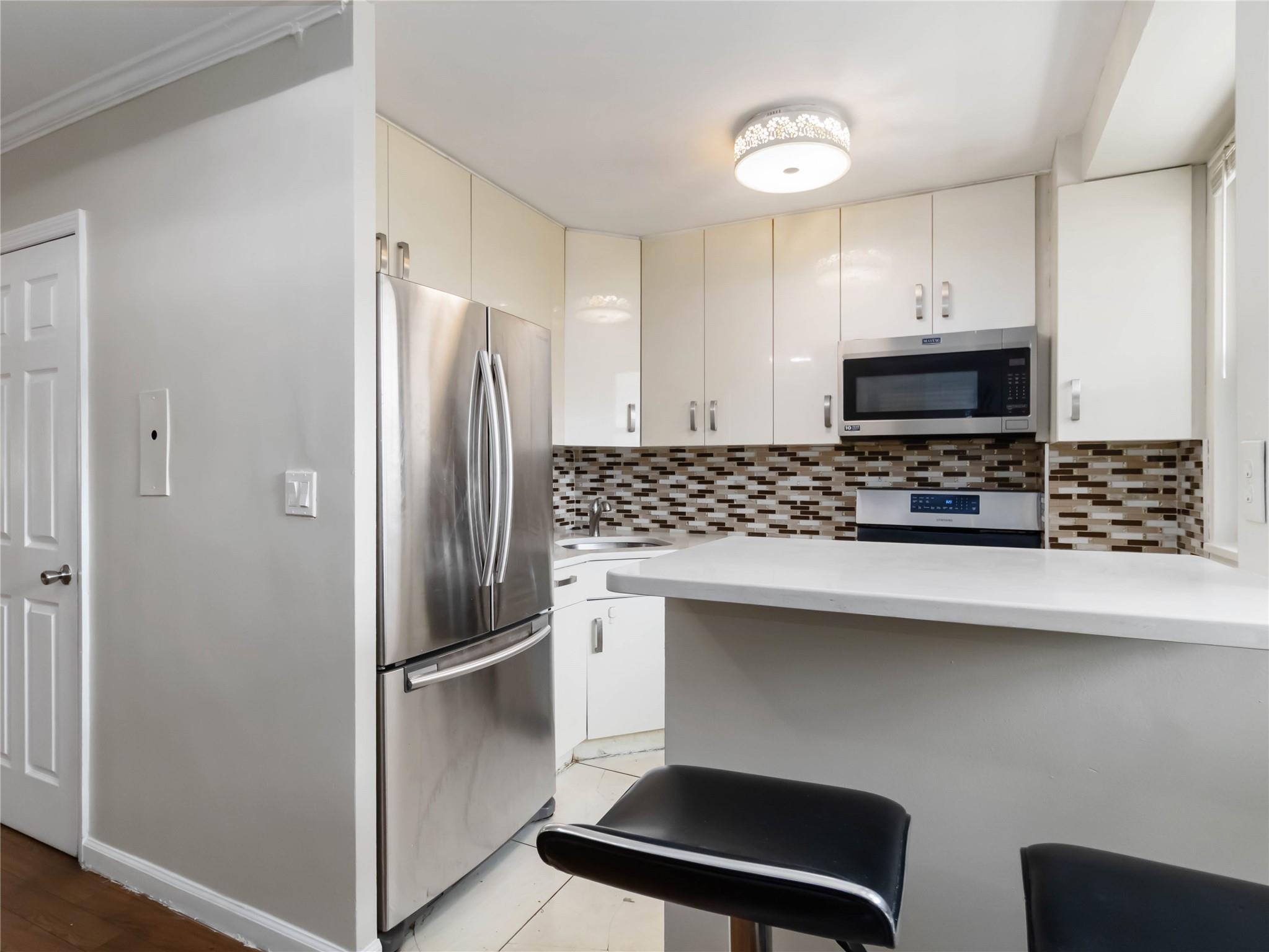 61-25 98th Street Unit: 2H