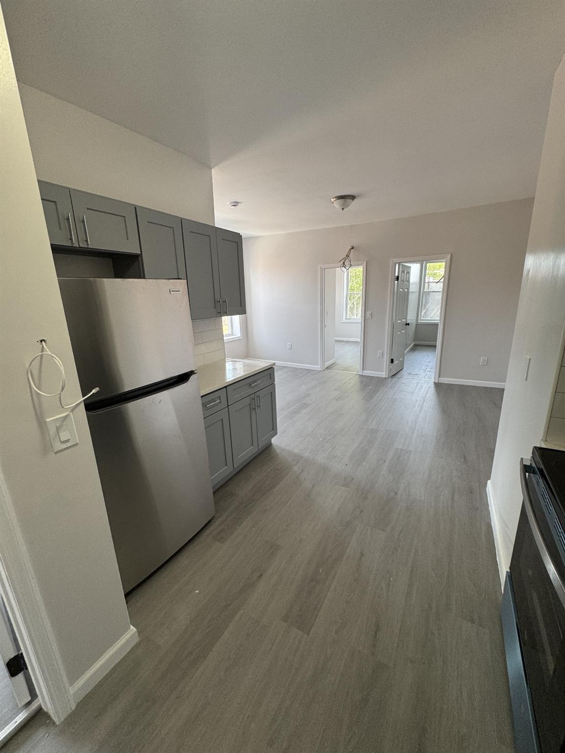 986 Rutland Road Unit: 2R