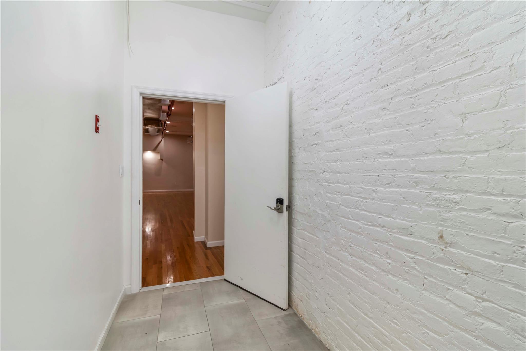 212-26 Jamaica Avenue