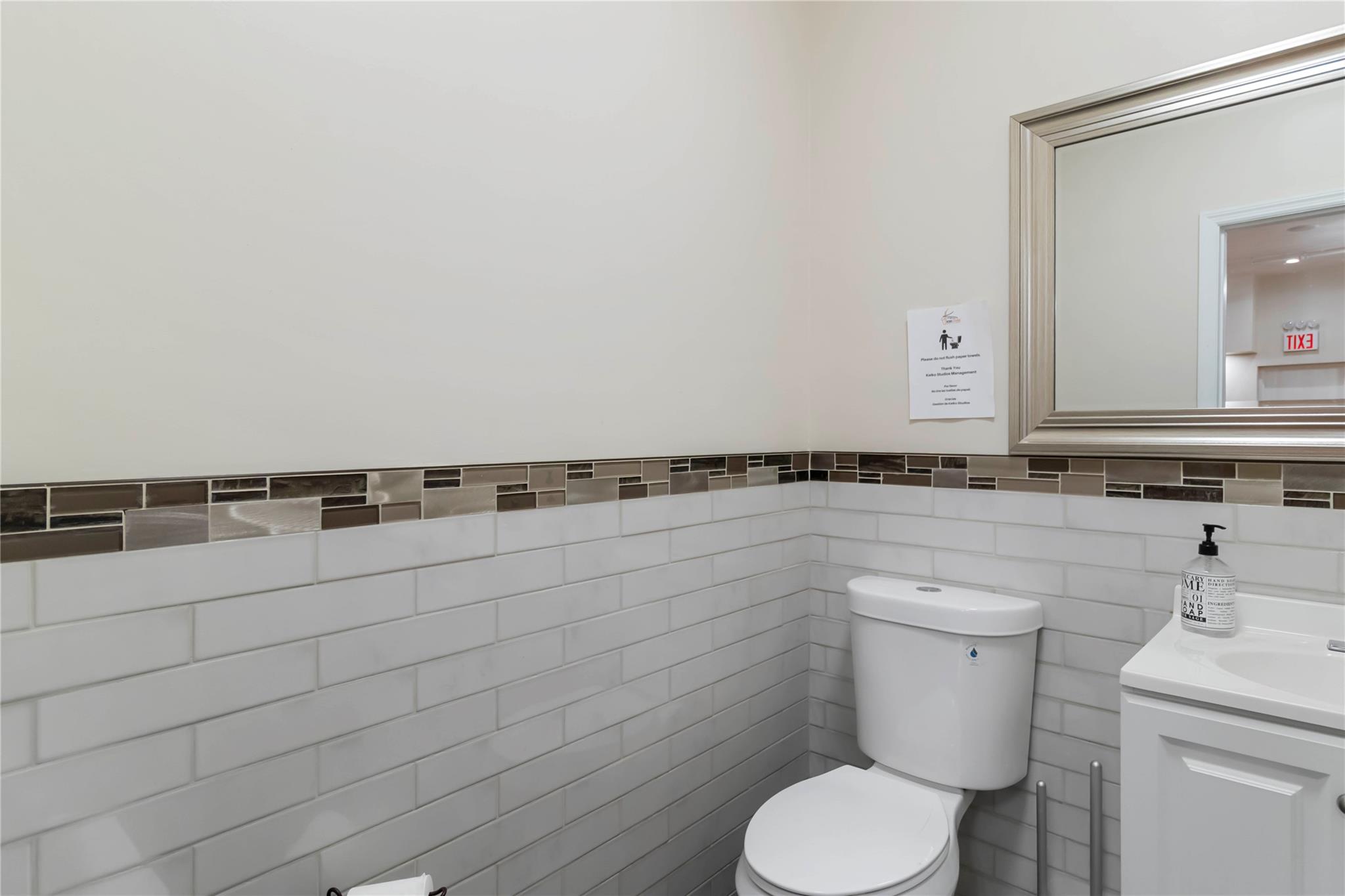 212-26 Jamaica Avenue