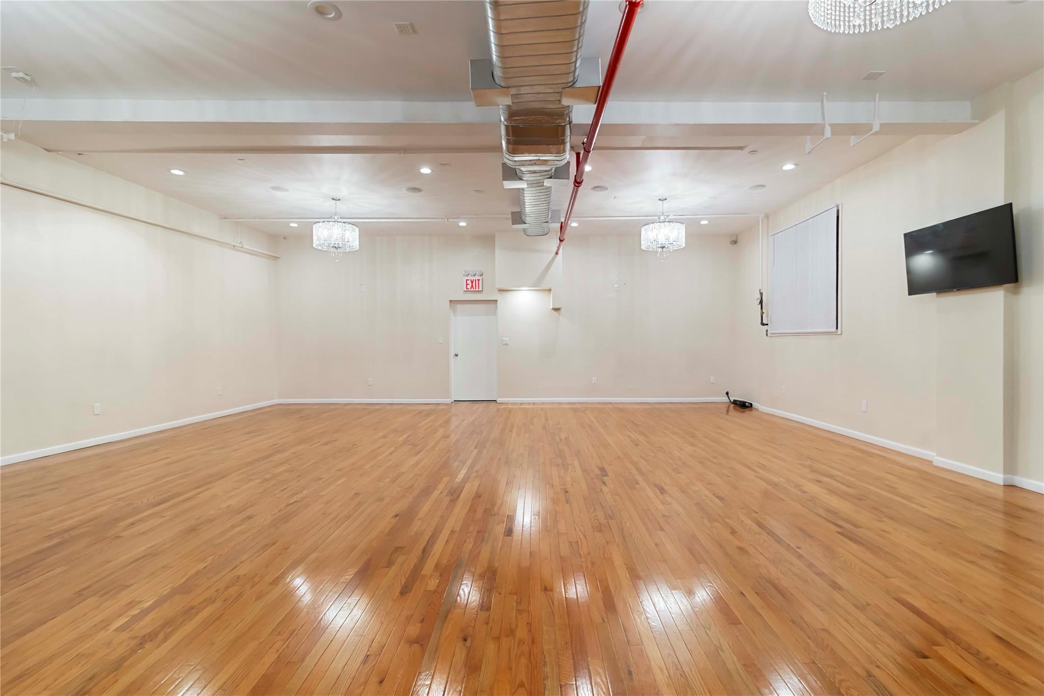 212-26 Jamaica Avenue