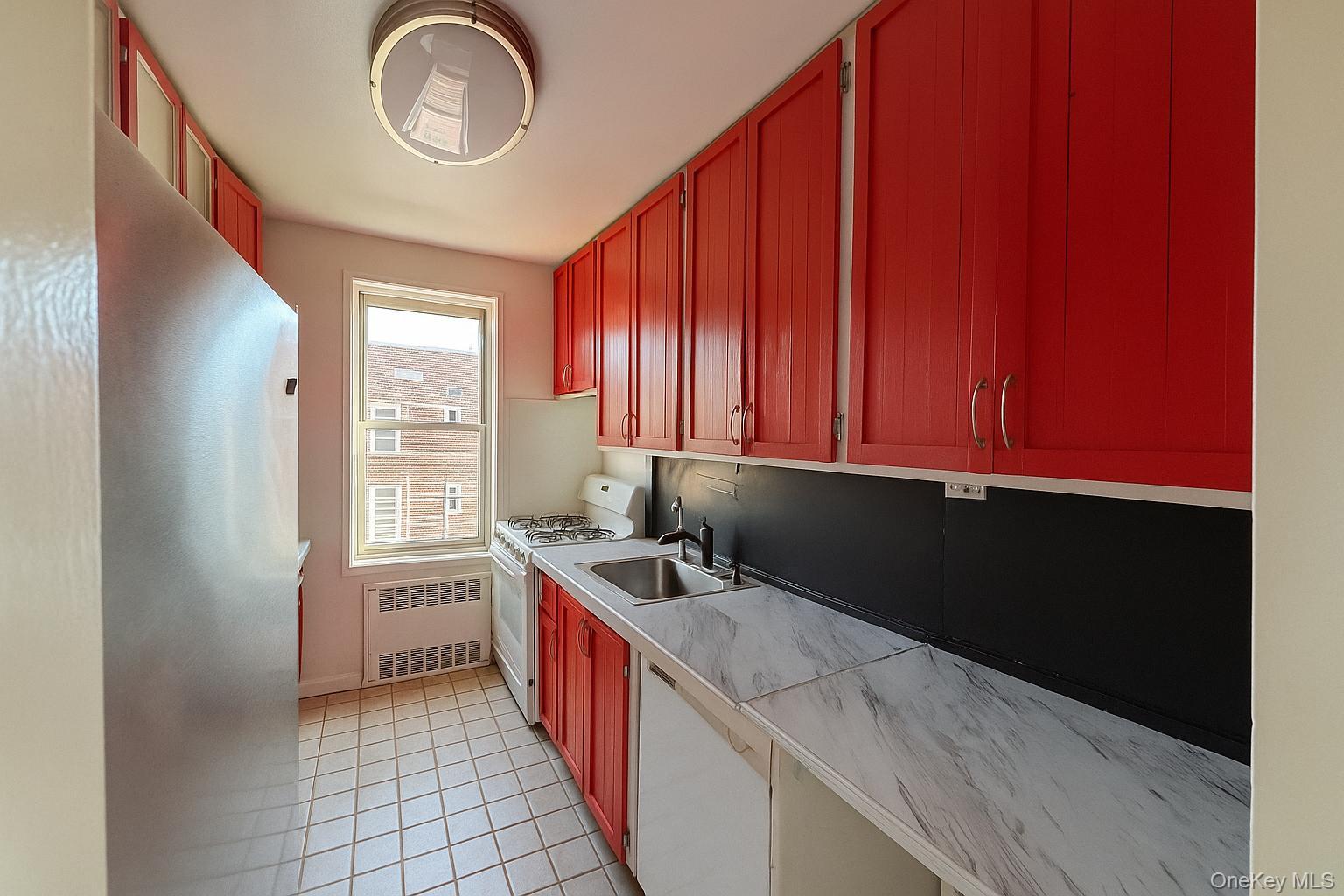 64-11 99th Street Unit: 606