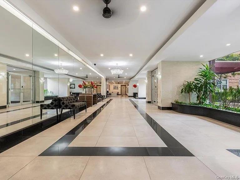 64-11 99th Street Unit: 606