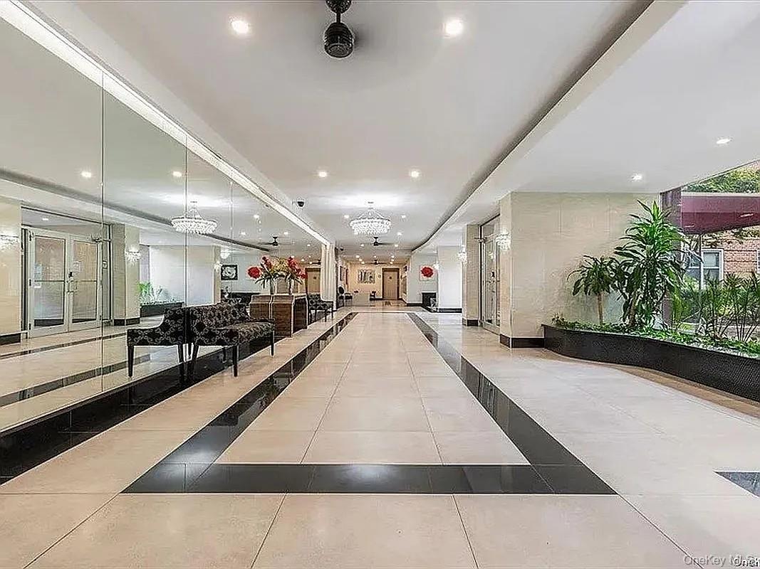 64-11 99th Street Unit: 6O6