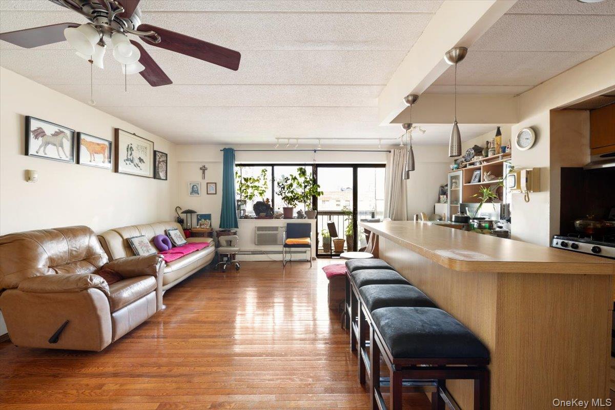 35-20 147th Street Unit: 8-C