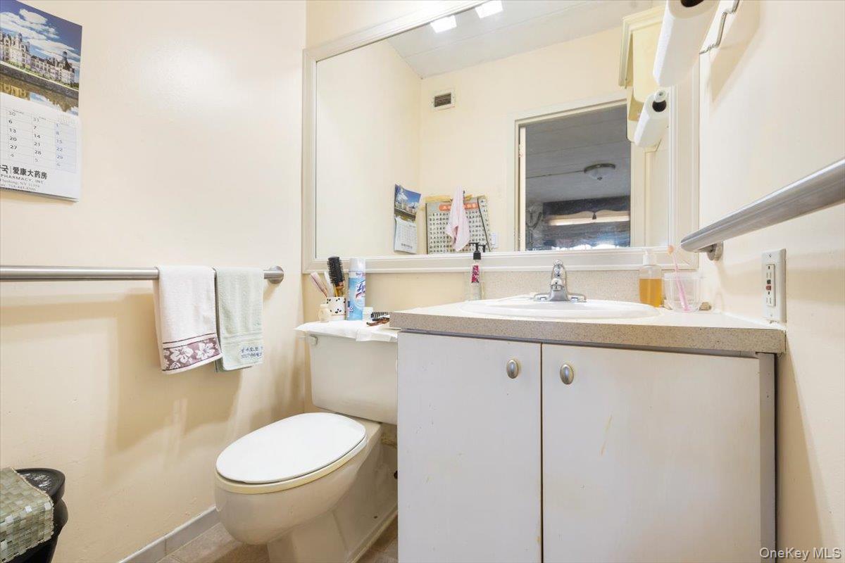 35-20 147th Street Unit: 8-C