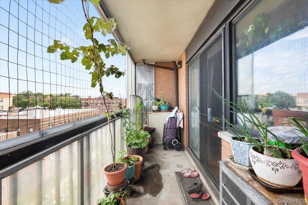 35-20 147th Street Unit: 8-C