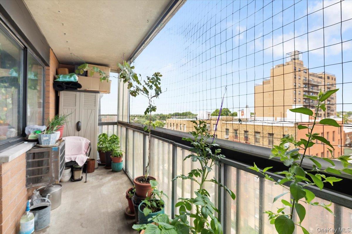35-20 147th Street Unit: 8-C