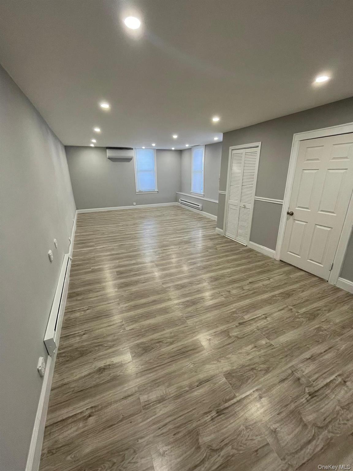 6041 56th Road Unit: RETAIL STORE