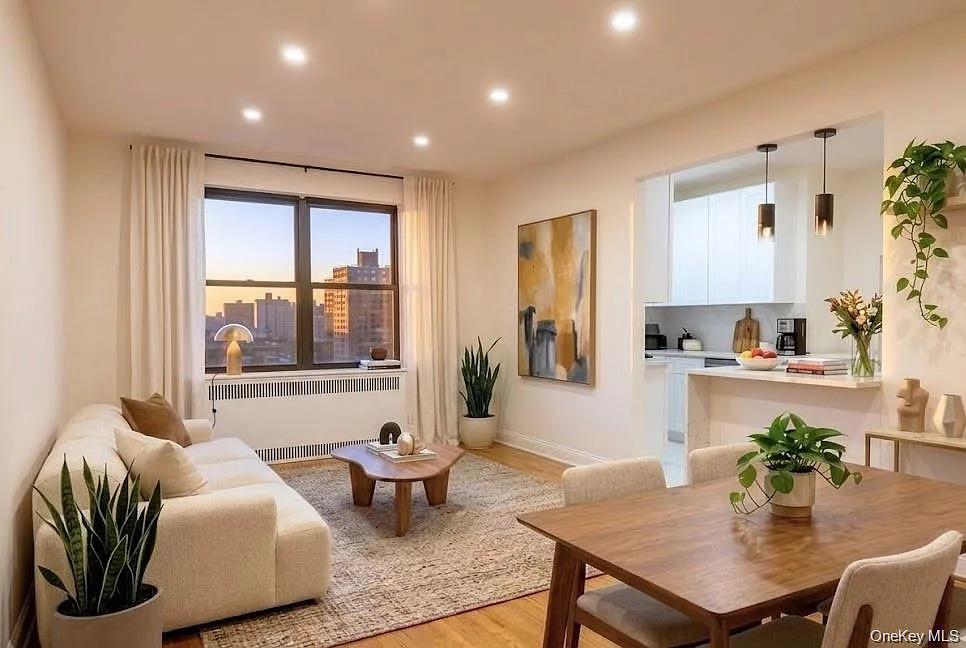 9876 Queens Boulevard Unit: 6L