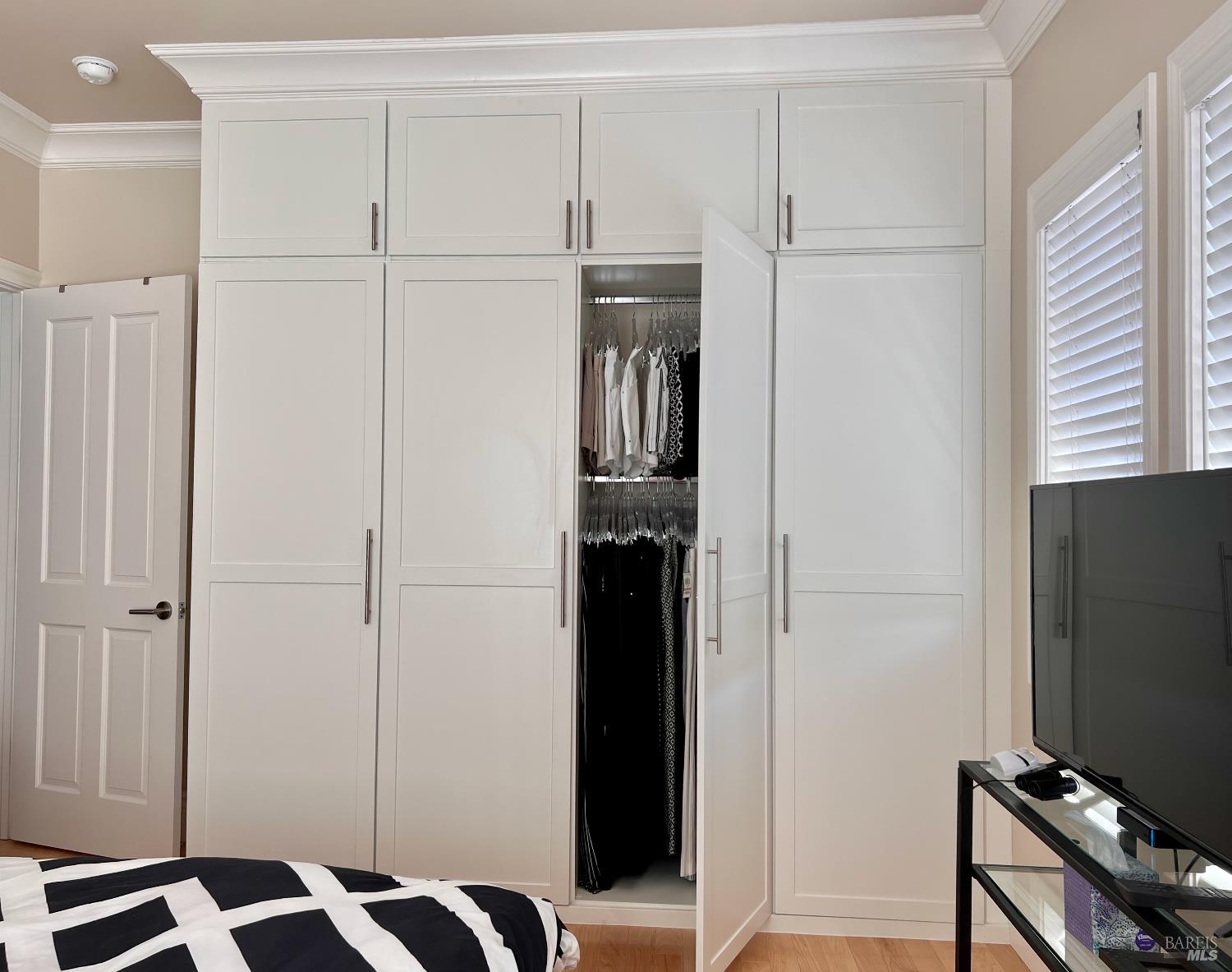44 De Silva Island Drive