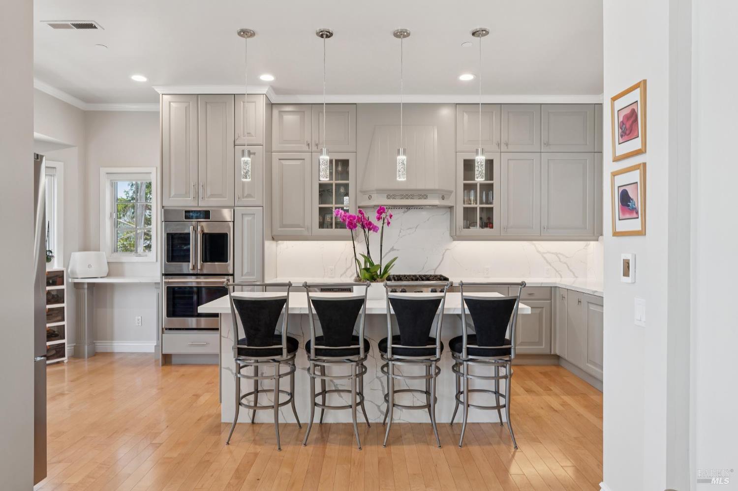 44 De Silva Island Drive