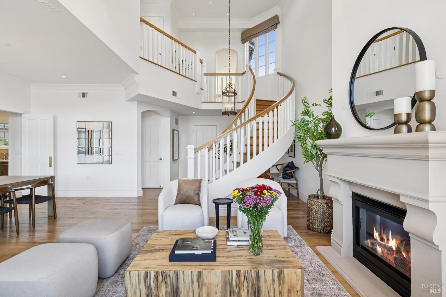 84 De Silva Island Drive