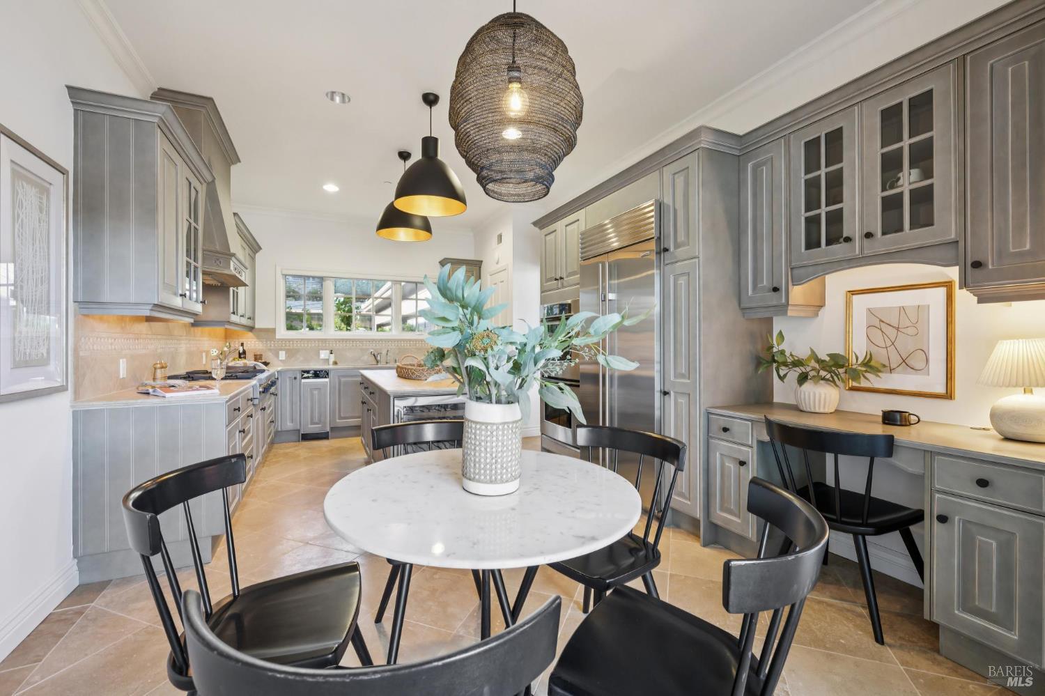 84 De Silva Island Drive