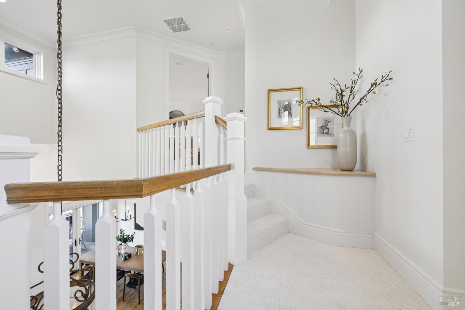 84 De Silva Island Drive