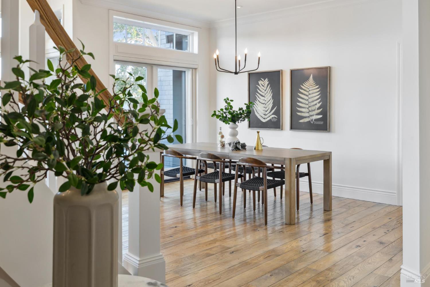 84 De Silva Island Drive