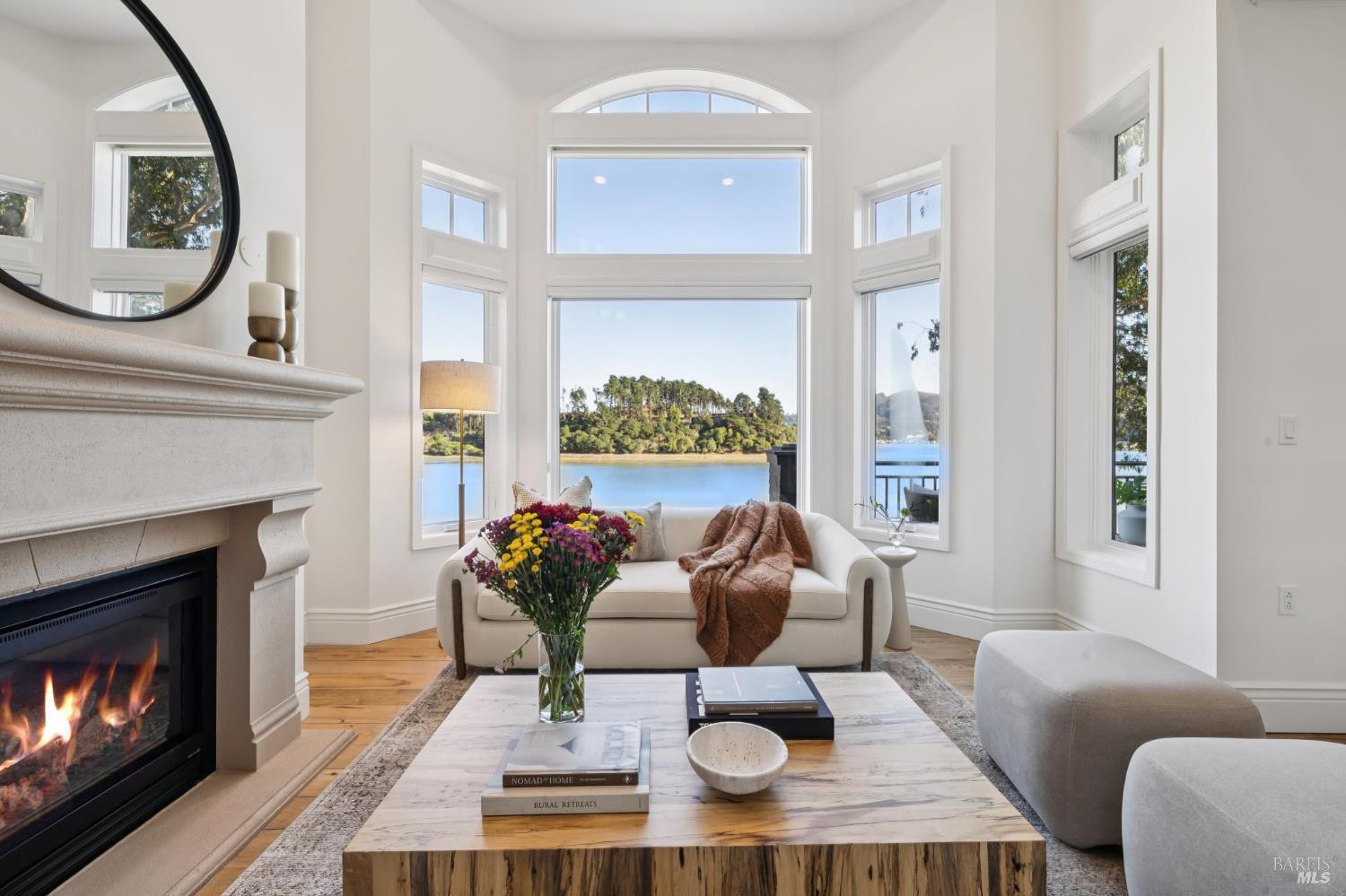 84 De Silva Island Drive